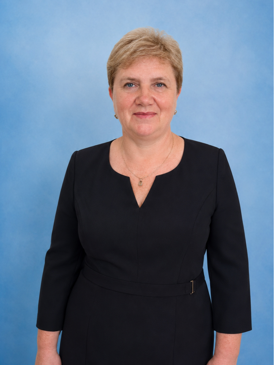 Мартынова Елена Ивановна.
